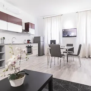 Apartamento Hemeras Boutique Homes - City Center Design Flats, Milão