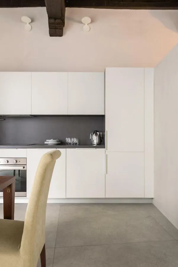Le Scuderie Di Sant'Ambrogio Apartment Milan 0*,